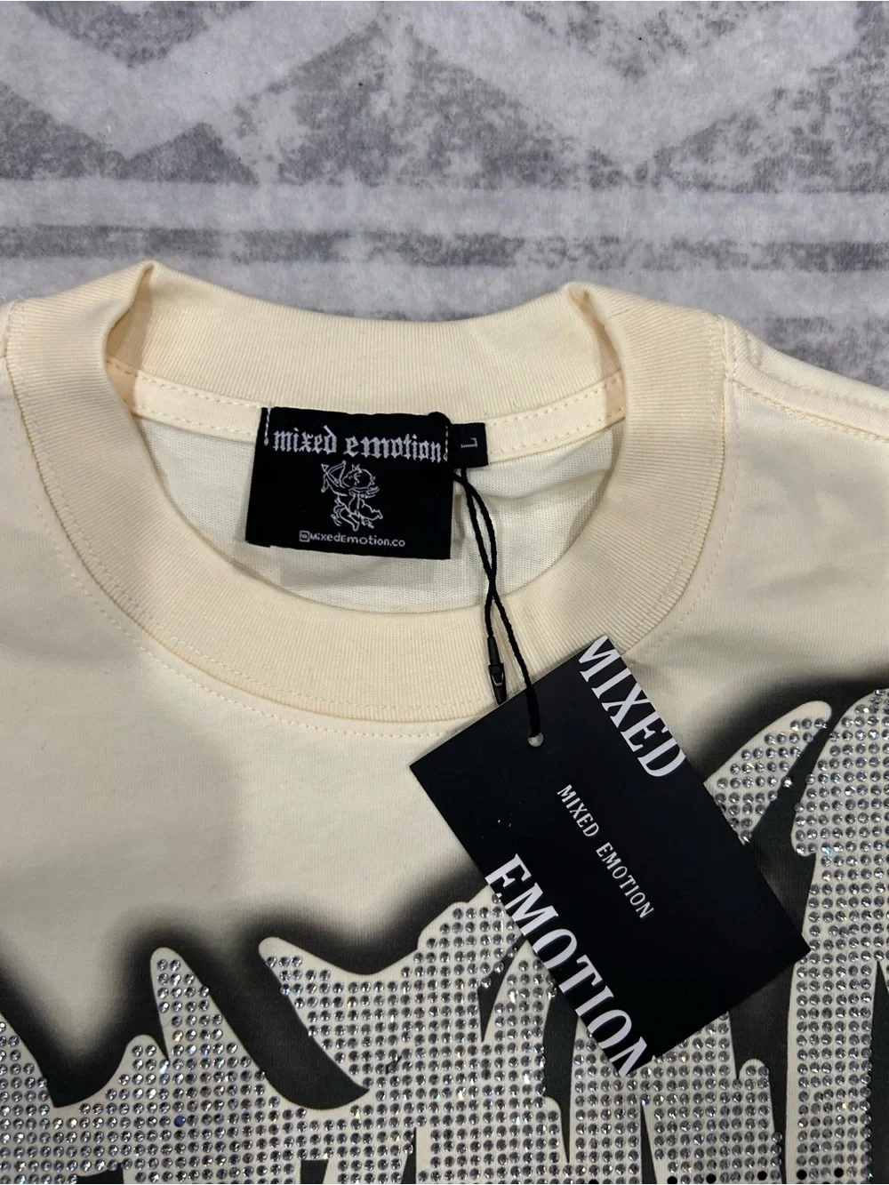 Men’s Cream Graphic Tee - Angel Wave Print